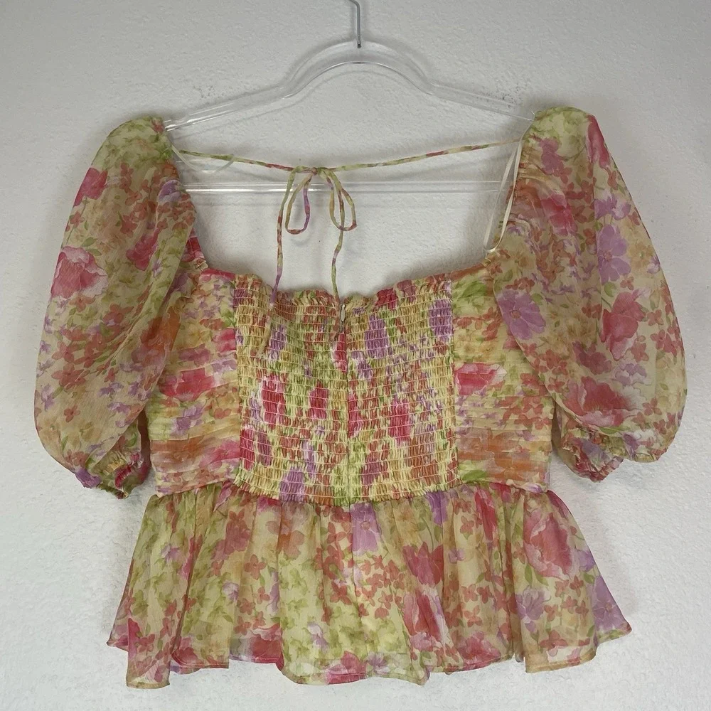 ASTR The Label Arlet Top M Yellow Multi Floral Puff Sleeve Smocked Peplum Blouse